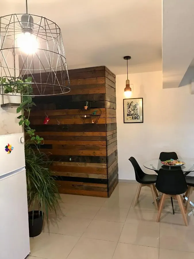 Fat Cow Apartment 101 Larnaca