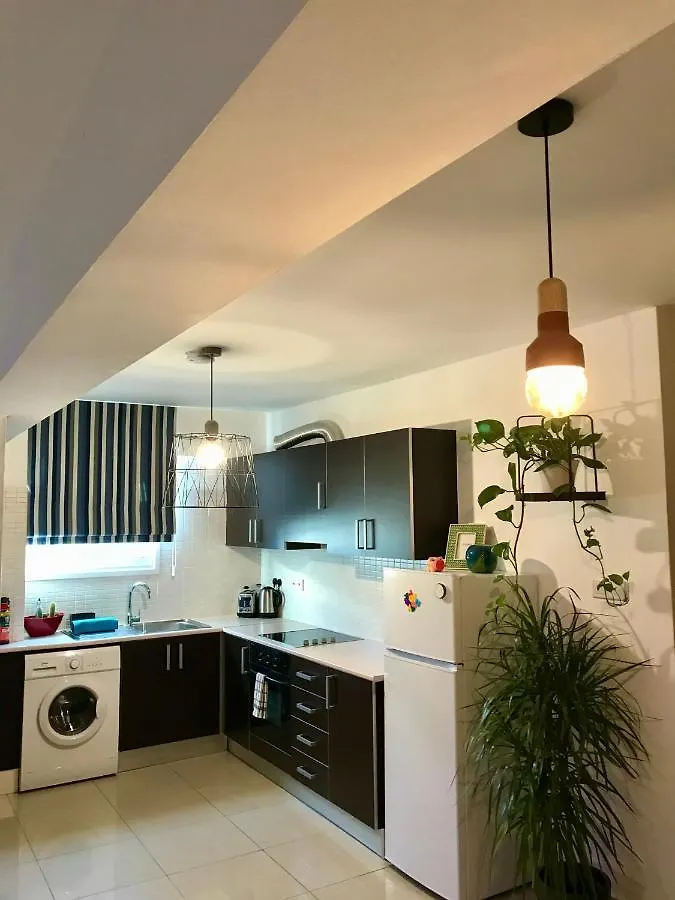Fat Cow Apartment 101 Larnaca