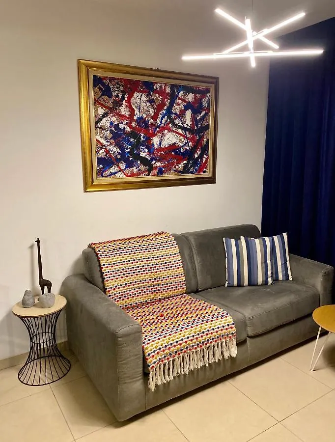 Fat Cow Apartment 101 Larnaca Cypr